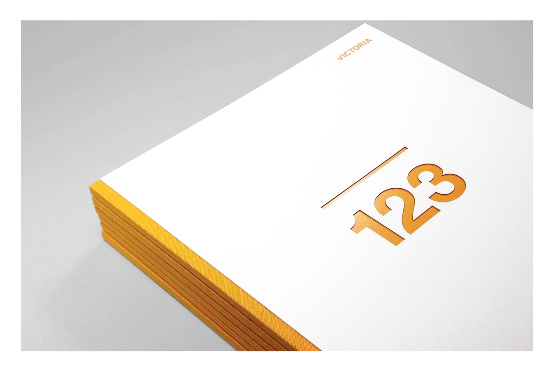 Ianjohnsonseniorcreativeartworker Brochures5 Ianjohnsonseniorcreativeartworker Brochures5